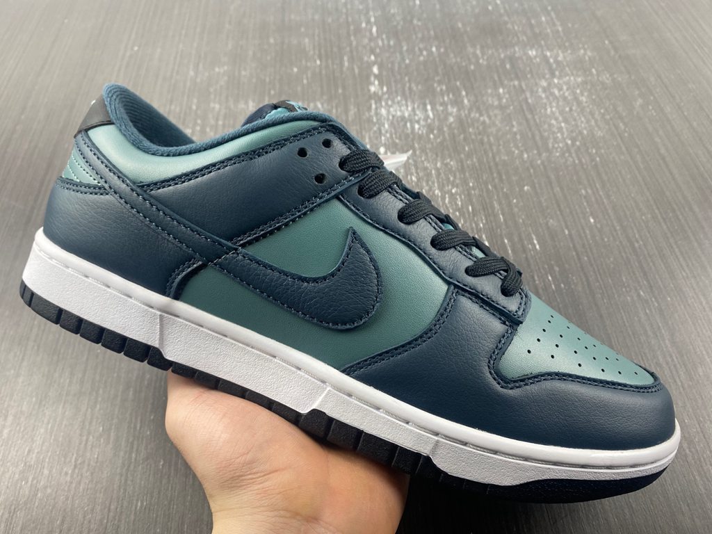 Nike Dunk Low Retro Armory Navy DR9705-300